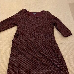 Comfy and Stylish Burgundy Patterned Dress with Pockets